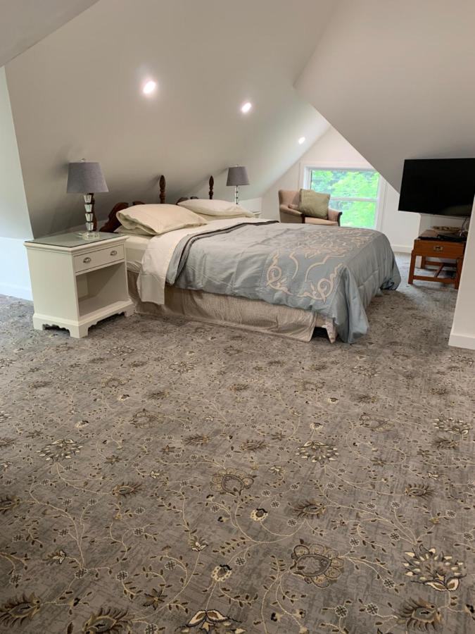 Green Oaks B&B 나이아가라온더레이크 외부 사진