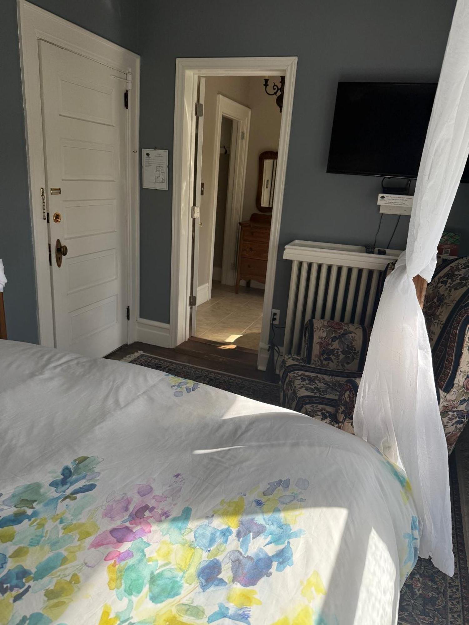Green Oaks B&B 나이아가라온더레이크 외부 사진